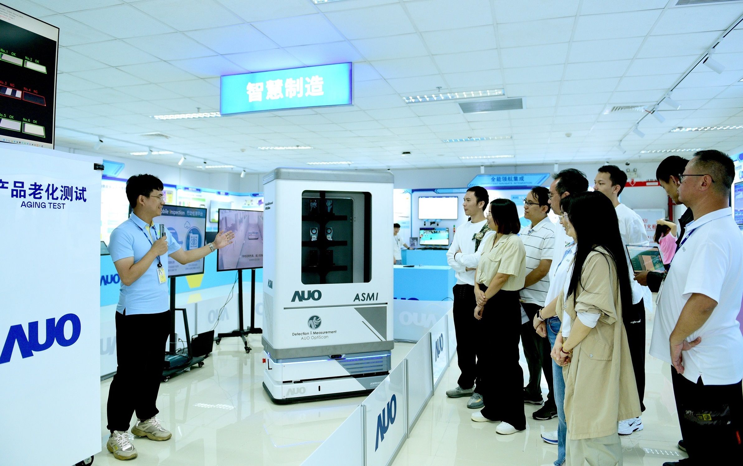 PT电子(中文)官网廈門將5G+ABC技術串聯生產管理全流程，打通研發、採購、生管、製程、設備、品質等產品全生命週期製造流程，完成數位化設計、智慧供應鏈、智慧座艙、全流程設備管理、資料驅動優化、智慧線上檢測、智慧品管等自我調整生產模式升級